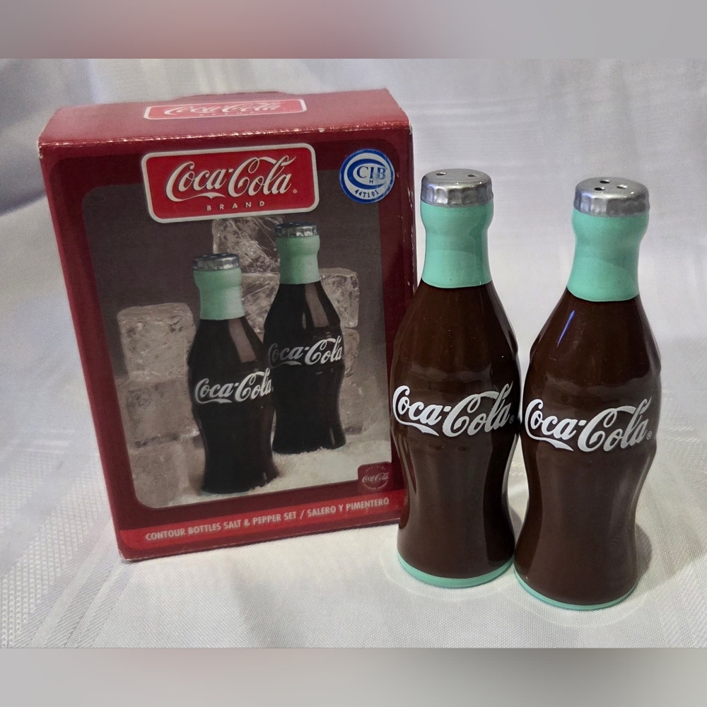 Coca-Cola Salt and Pepper Shaker Set